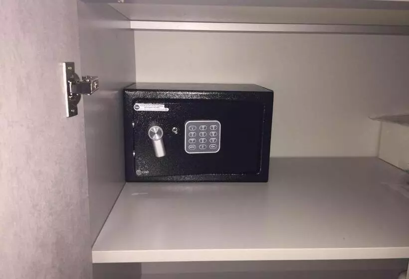 Majatalo Guest House Persico