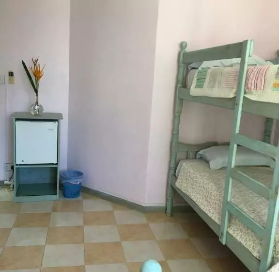 پانسیون Villa Bella Charming Beachfront Guesthouse