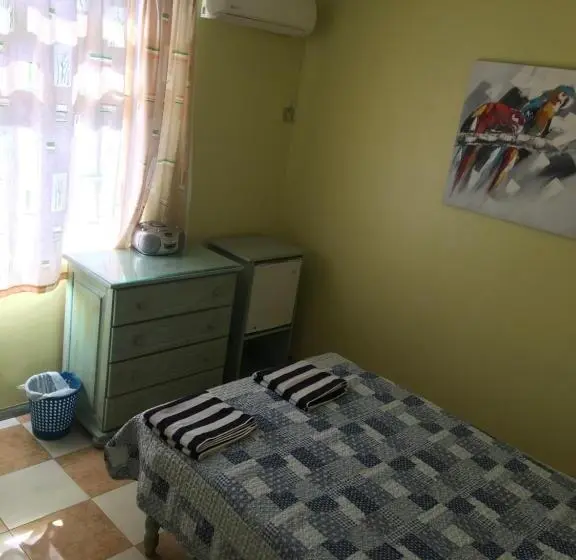 پانسیون Villa Bella Charming Beachfront Guesthouse