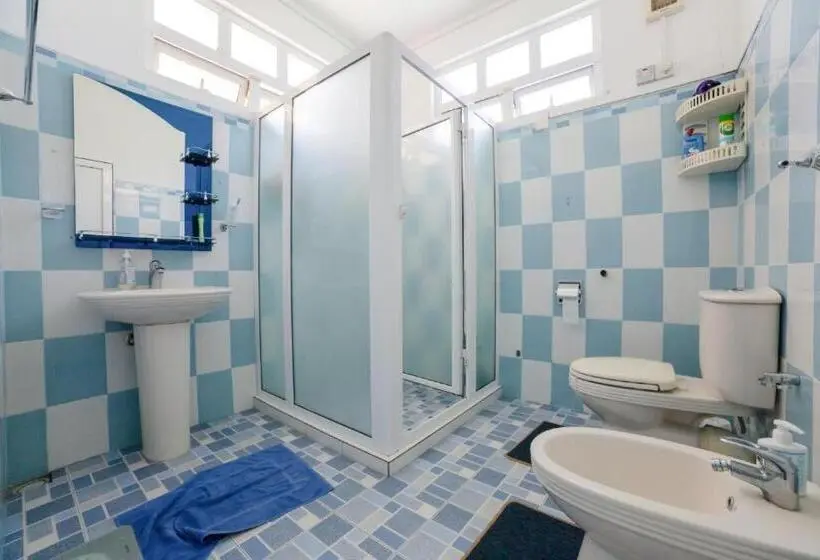 پانسیون Villa Bella Charming Beachfront Guesthouse