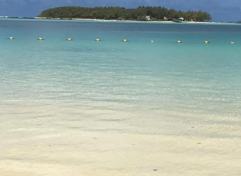 پانسیون Villa Bella Charming Beachfront Guesthouse