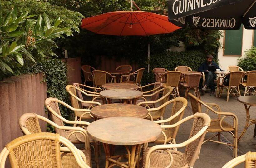 فندق صغير Double B