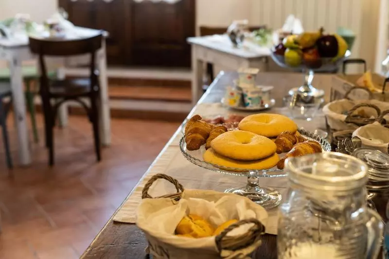 Aamiaismajoitus (B&B) Borgo Terrosi