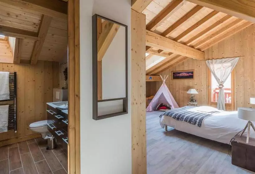 ベッドアンドブレックファースト Chantemerle 1741, Chambres D Hôtes à La Montagne