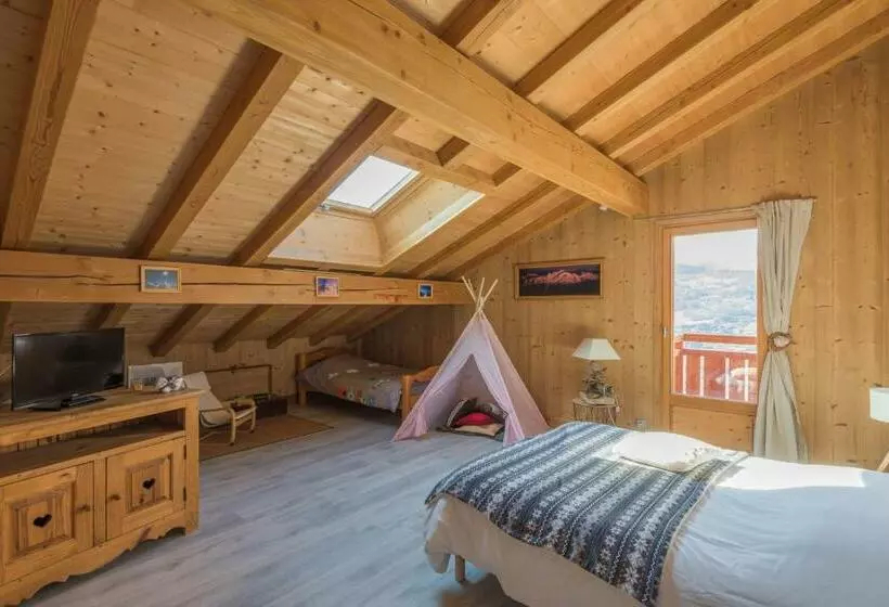 ベッドアンドブレックファースト Chantemerle 1741, Chambres D Hôtes à La Montagne