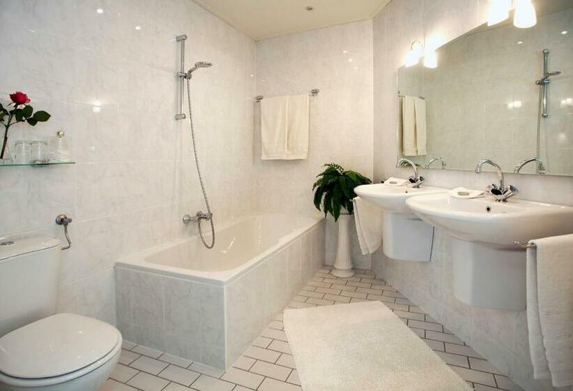 Bed And Breakfast Holter