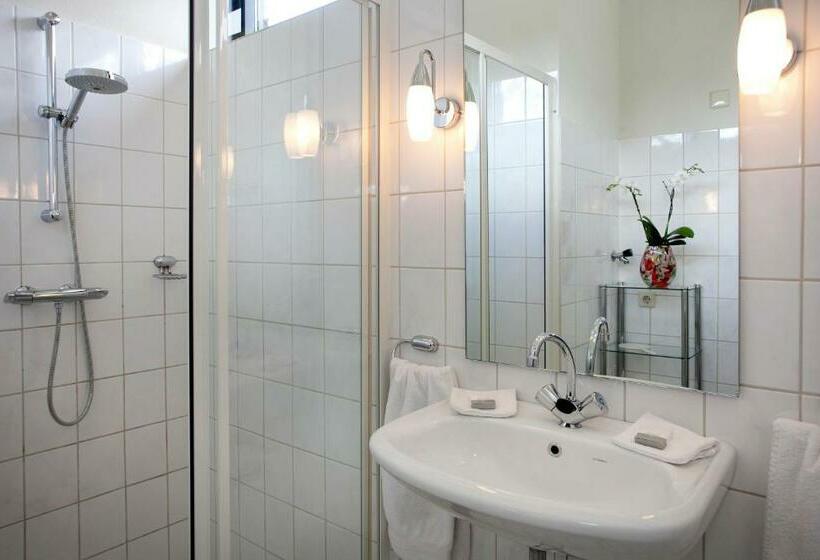 Bed And Breakfast Holter