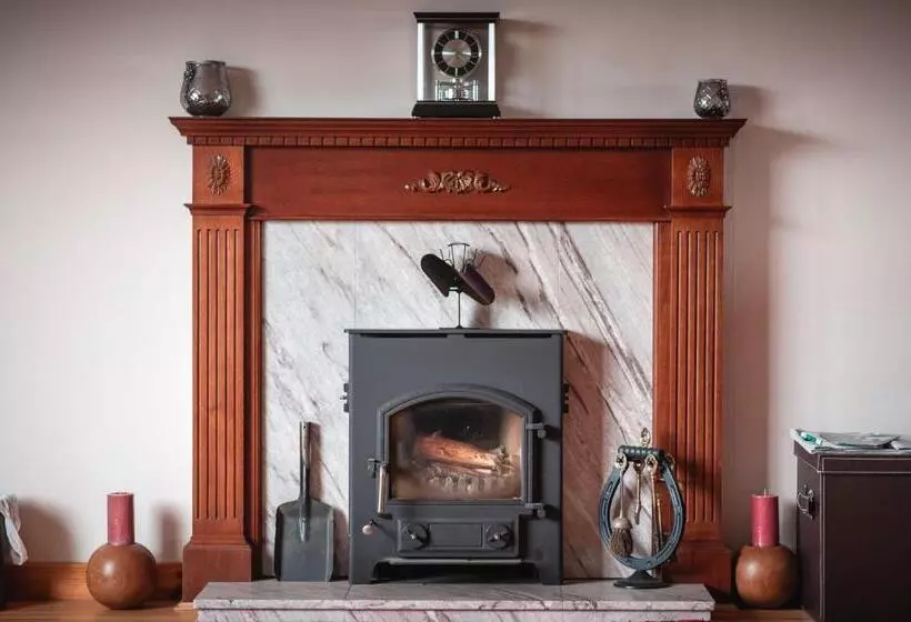 Aamiaismajoitus (B&B) Lathamor