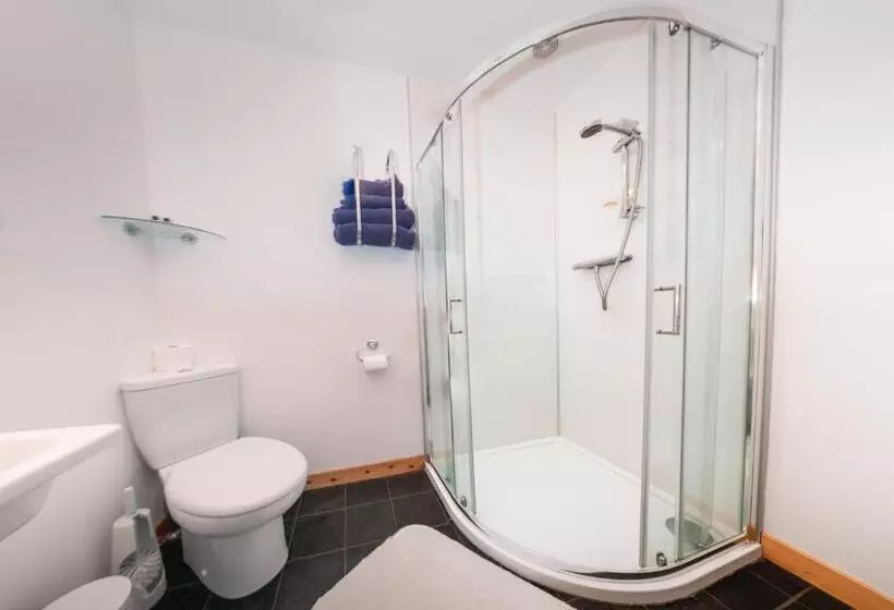 Aamiaismajoitus (B&B) Lathamor