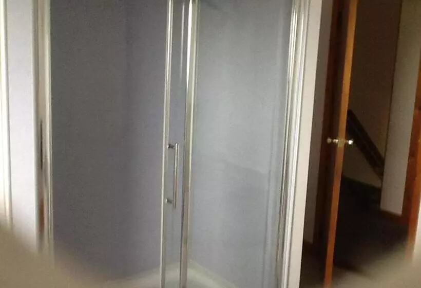 Aamiaismajoitus (B&B) Lathamor