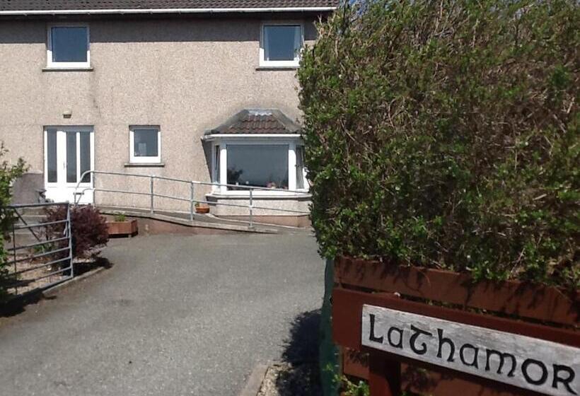 Bed and Breakfast Lathamor