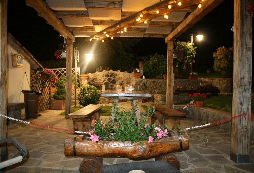 Отель Agriturismo Biagiotti