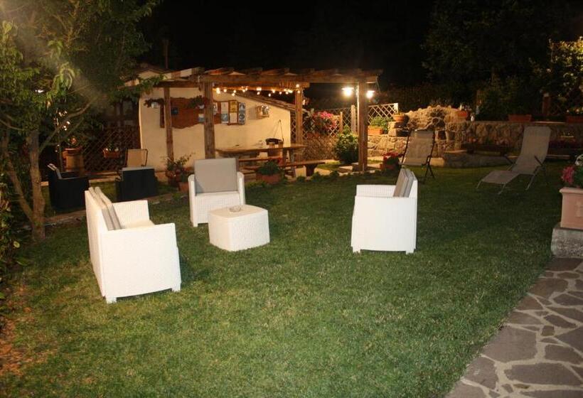 Отель Agriturismo Biagiotti