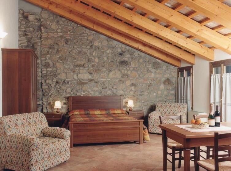 ホテル Il Castagneto