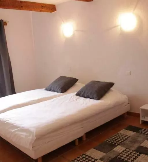 Profitez Des Fêtes De Fin D Année En Louant  Pegau B&b   Châteauneuf Du Pape