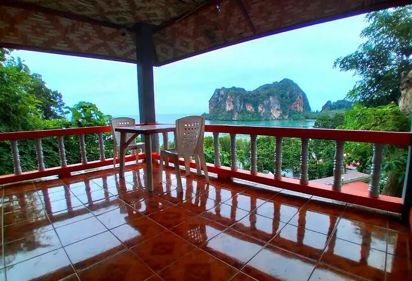リゾートホテル Blanco Hideout Railay   Youth Hostel 18 To 35 Only