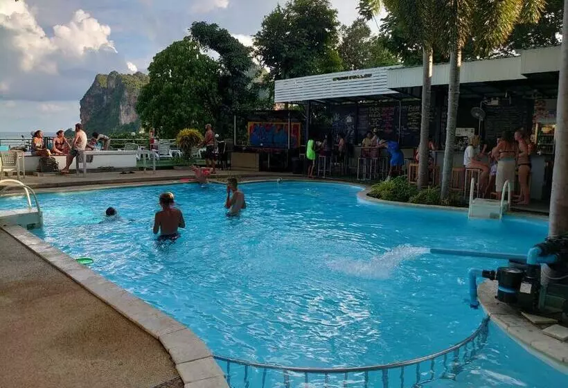 リゾートホテル Blanco Hideout Railay   Youth Hostel 18 To 35 Only