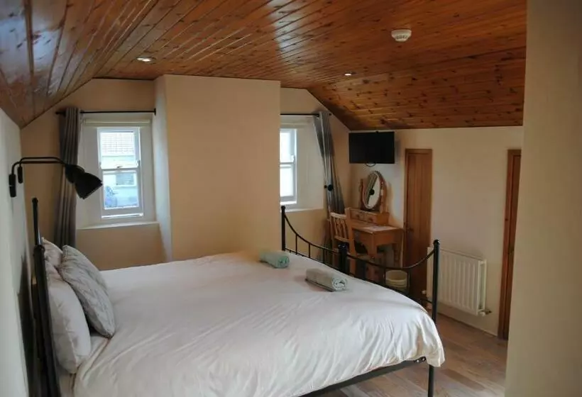 The Castle Bed & Breakfast