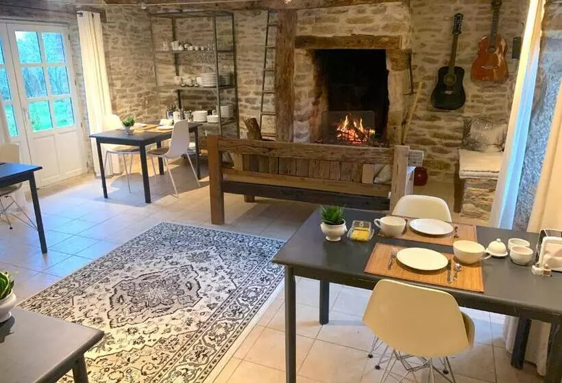 ベッドアンドブレックファースト Chambres D Hôtes Pech Blanc