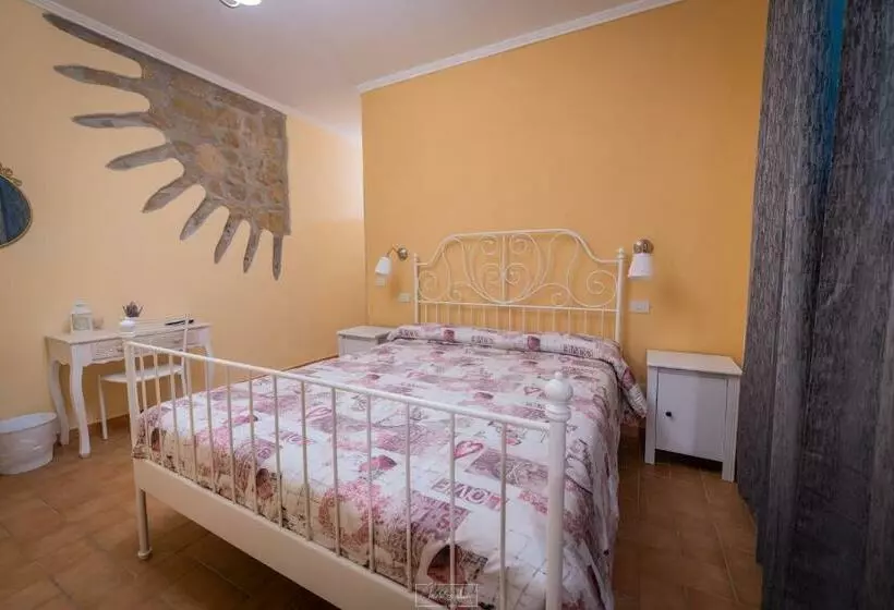 ベッドアンドブレックファースト Agriturismo Country Casale Rufo