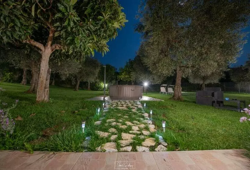 ベッドアンドブレックファースト Agriturismo Country Casale Rufo