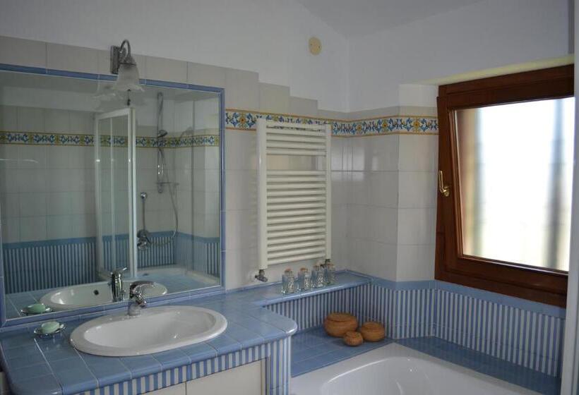 Ca Da Muntà Bed And Breakfast