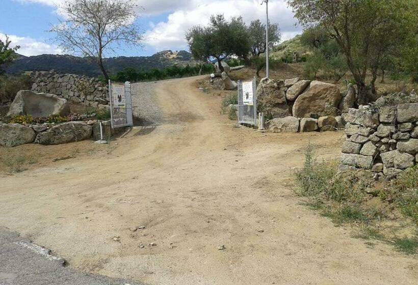 酒店 Agriturismo Locoe