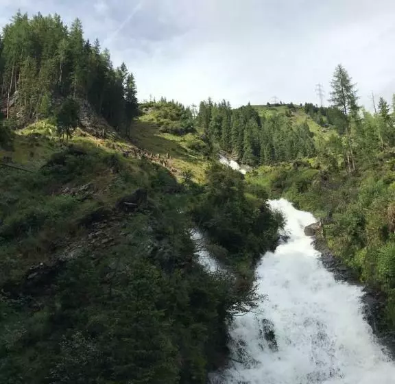 Majatalo Berghaus Außergschlöß