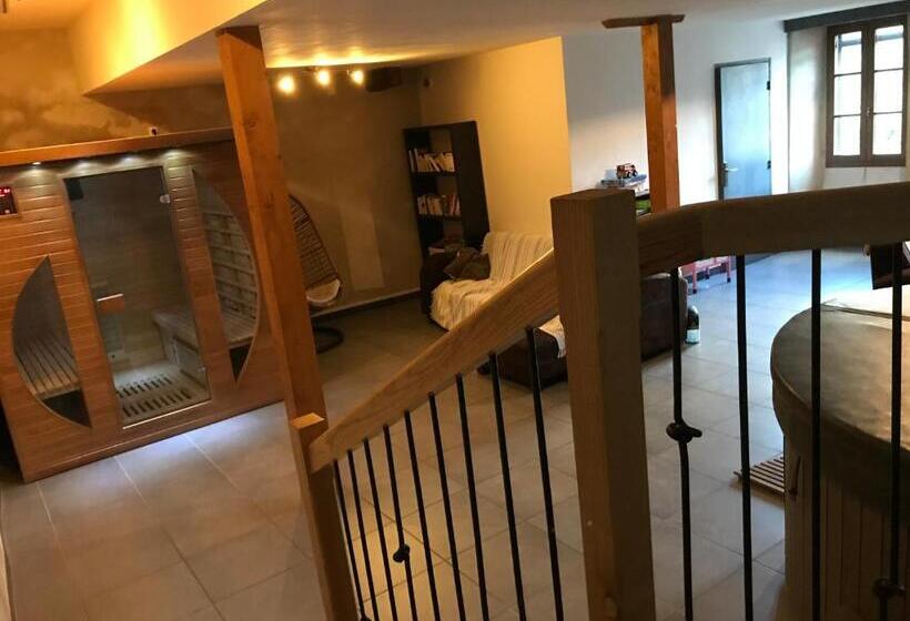 بنسيون Gite Cap De La Hont