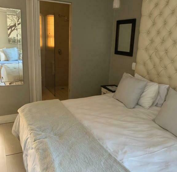 پانسیون Sharwood Place