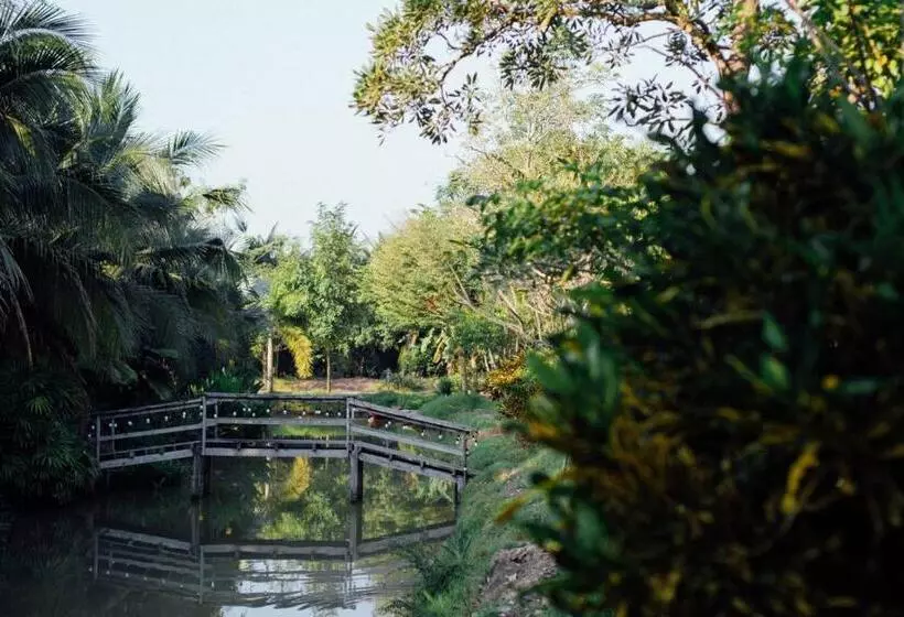 Baan Klong Resort