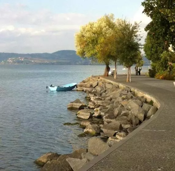 Aamiaismajoitus (B&B) Al Vicolo Dei Pescatori