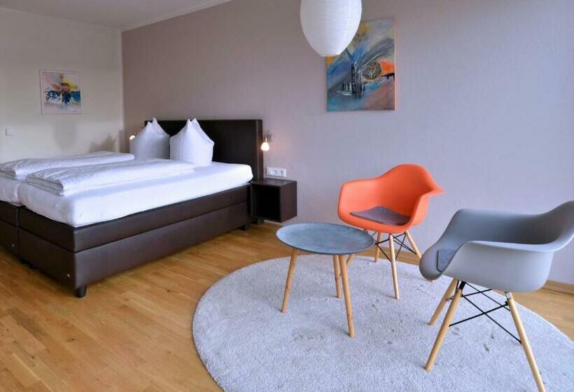 مبيت وإفطار Am Paradies