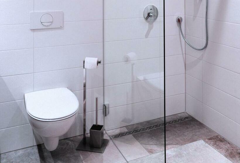 مبيت وإفطار Am Paradies