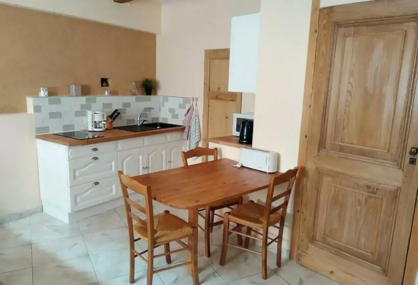 Aamiaismajoitus (B&B) Au Coeur De Montastruc La Conseillère   Chambres D Hôtes