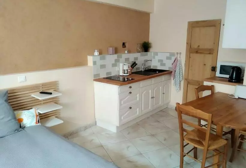 Aamiaismajoitus (B&B) Au Coeur De Montastruc La Conseillère   Chambres D Hôtes