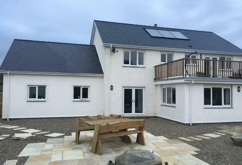 Bed & Breakfast Bro Dafydd