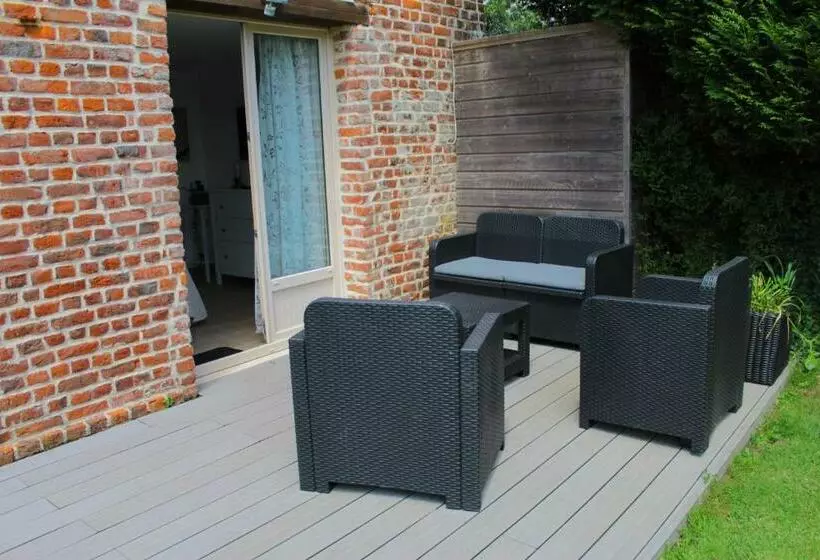 Aamiaismajoitus (B&B) Chambres Du Marais