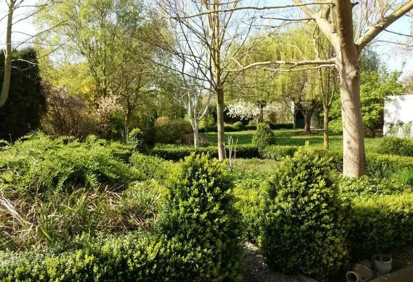 Aamiaismajoitus (B&B) De Aventurijn