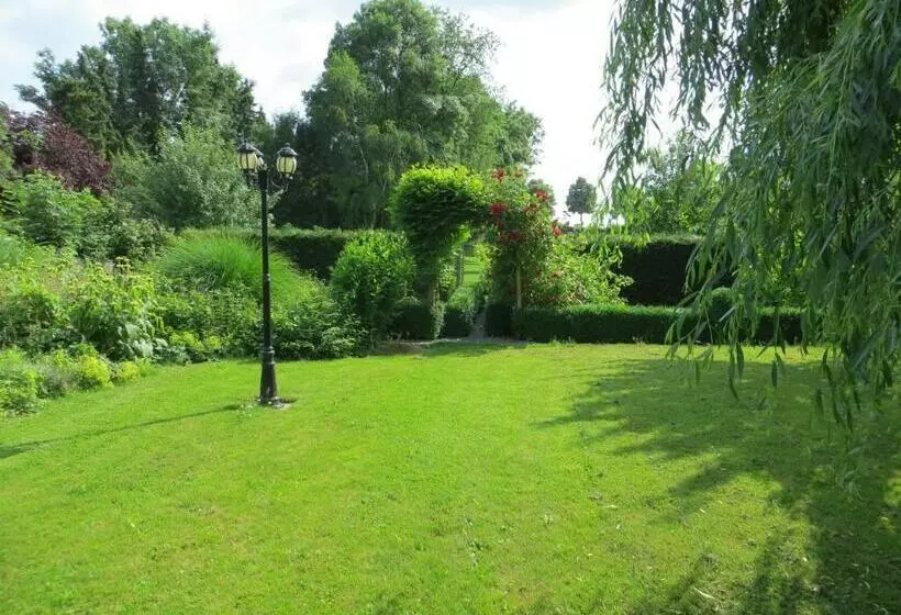 Aamiaismajoitus (B&B) De Aventurijn