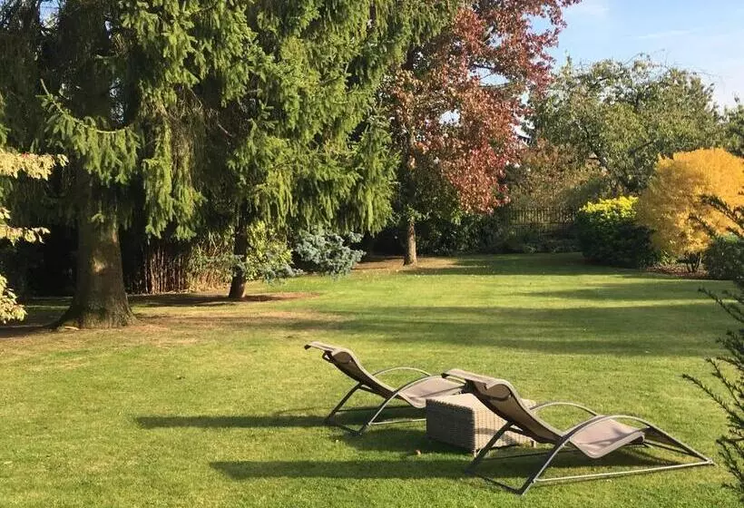 Aamiaismajoitus (B&B) Le Puits D Angle