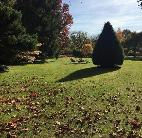 مبيت وإفطار Le Puits D Angle