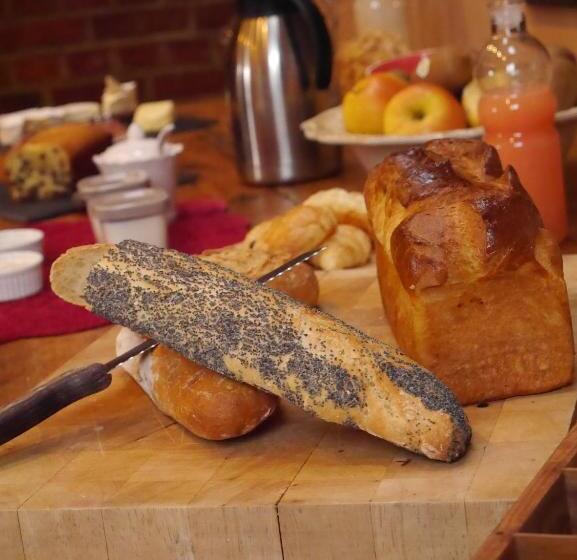 مبيت وإفطار Le Puits D Angle