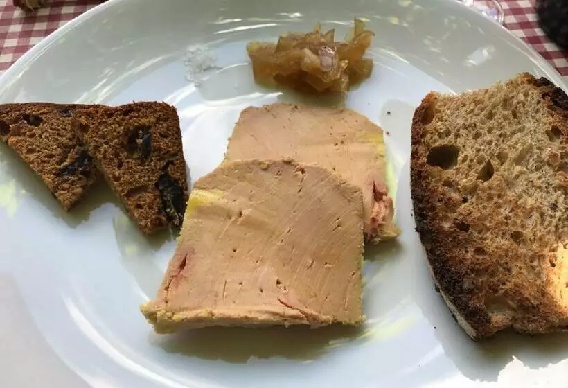 Aamiaismajoitus (B&B) Manoir De Rieuzal