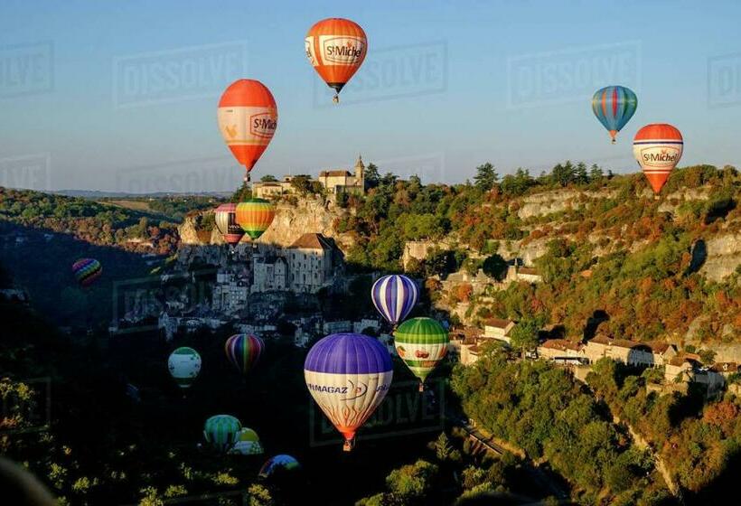 Bed and Breakfast Manoir De Rieuzal