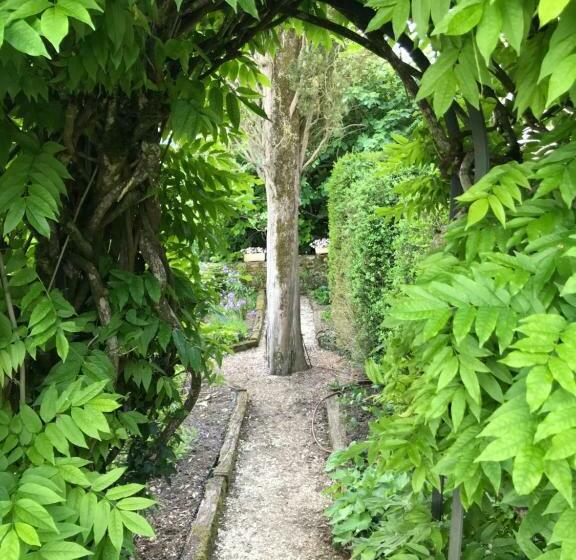 Bed and Breakfast Manoir De Rieuzal