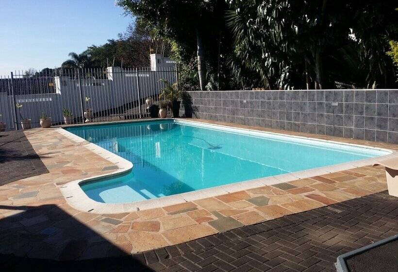 פנסיון Buckleigh Guesthouse