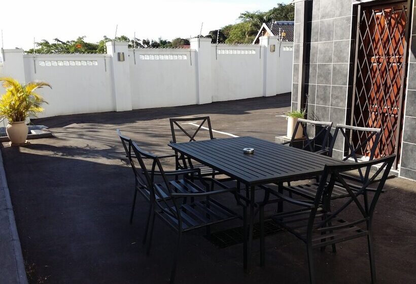 פנסיון Buckleigh Guesthouse