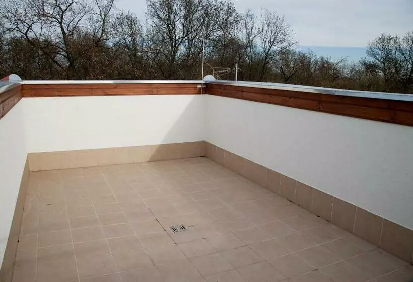 ペンション Kakasszéki Vendégház