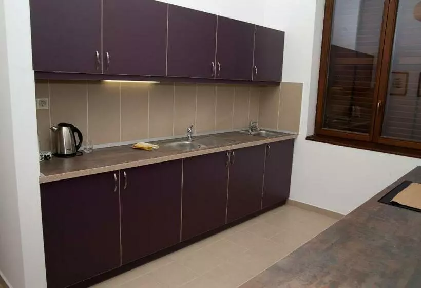 ペンション Kakasszéki Vendégház